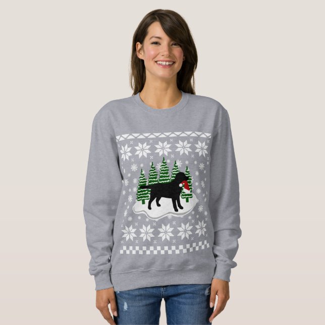 Black Labrador Weihnachten Evergreen Snowflakes Sweatshirt (Vorne ganz)