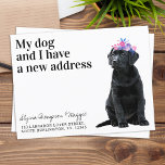 Black Labrador Wir haben den neuen Adresshund vers Postkarte<br><div class="desc">Mein Mensch und ich haben eine neue Adresse! Lass Deinem besten Freund, dass er mit dieser niedlichen und lustigen Liebling-Bewegungs-Karte bekannt geben kann. Personalisieren Sie die Namen des Hundes und Ihre neue Adresse. Diese schwarze labrador Hunde bewegende Ankündigung ist ein Muss für alle Labrador Liebhaber und Hundefreunde. COPYRIGHT © 2020...</div>