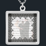 Black Lace Silver Square Foto Necklace Versilberte Kette<br><div class="desc">Personalisieren Sie diese hübsche Halskette,  um sie als Gastgeschenke Hochzeiten an Ihrem Hochzeitsempfang zu haben oder sich selbst als Erinnerung an Ihren besonderen Tag zu erleben. Diese Halskette ist auch das ideale Geschenk für die Braut am Brautparty. Personalisieren Sie diese,  indem Sie Ihr Foto hinzufügen.</div>