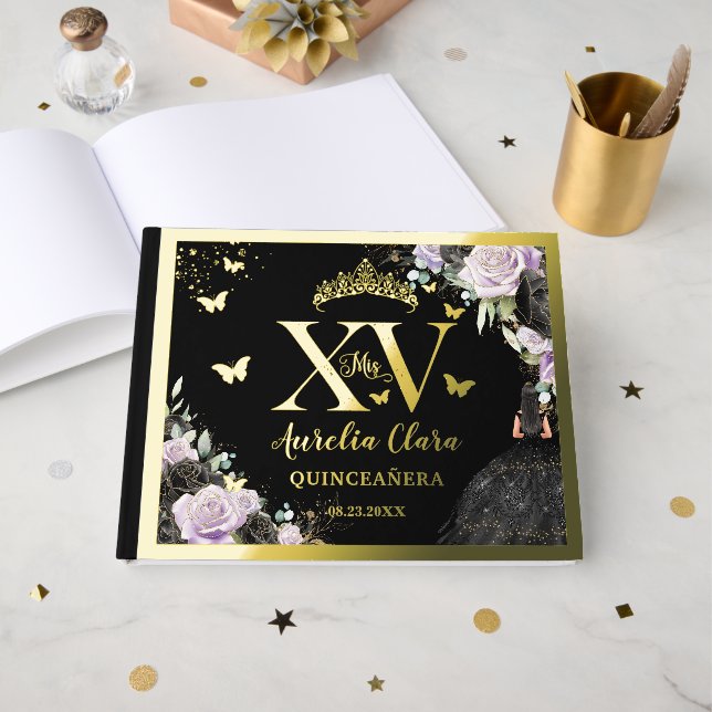 Black Lila Floral Quinceañera Quince 15 XV Gold Gästebuch (Vorderseite offen)