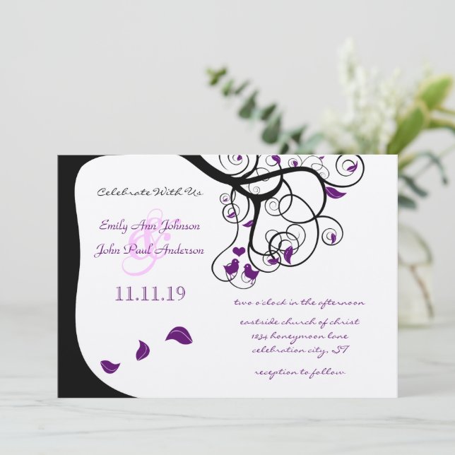 Black Lila Forest Love Bird Hochzeitseinladungen Einladung (Stehend Vorderseite)