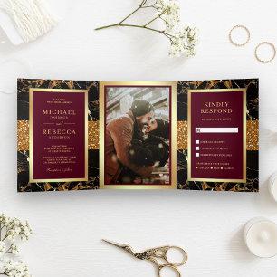 Black Marble Gold Glitzer Burgundy Red Wedding Dreifach Gefaltete Einladung