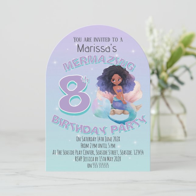 Black Mermaid Age Birthday Party Invitation (Debout devant)