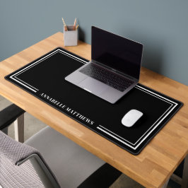 Black Minimalist Monogram Schreibtischunterlage