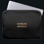 Black Minimalistisch Personal Modern Laptopschutzhülle<br><div class="desc">Modernes Berufliches,  einfaches Design.</div>