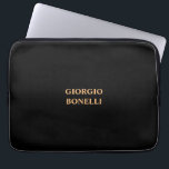 Black Minimalistisch Personal Modern Laptopschutzhülle<br><div class="desc">Modernes Berufliches,  einfaches Design.</div>