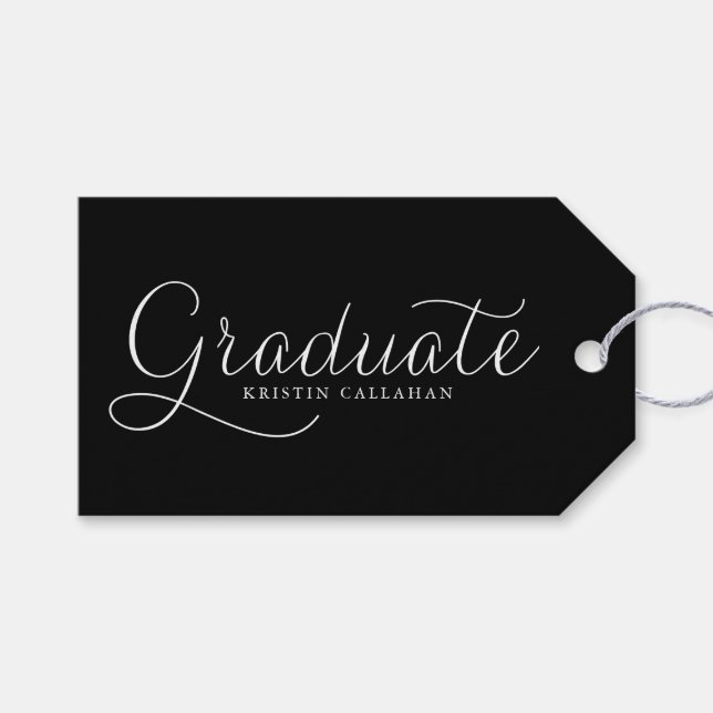 Black Mod Minimalistisch Script Abschluss Geschenk Geschenkanhänger (Vorderseite (Horizontal))
