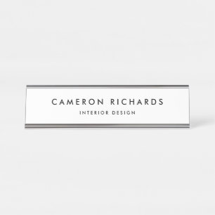 Black Modern Minimalist Typography Personalized Schreibtischnamensplakette