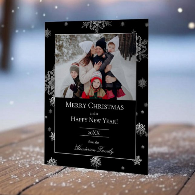 Black Modern Snowflakes Flat Holiday Carte photo (Black Modern Snowflakes Holiday Photo Card)