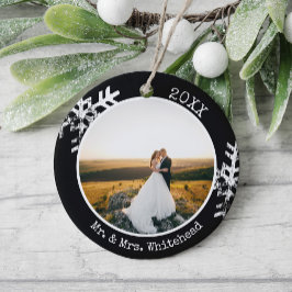 Black Newlywed Snowflake 1. Weihnachten Keramik Ornament