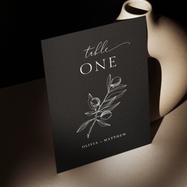 Black Olive Wedding | Elegantes Script italienisch Tischnummer (Von Creator hochgeladen)