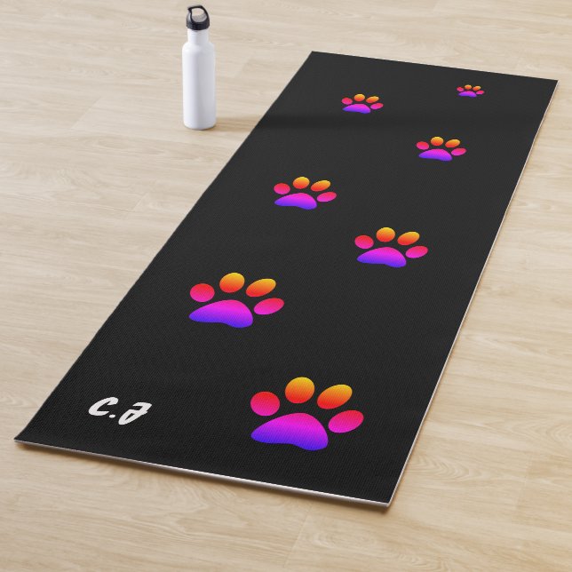 Black Paw Print Yoga Mat mit Namen Yogamatte (Beispiel)