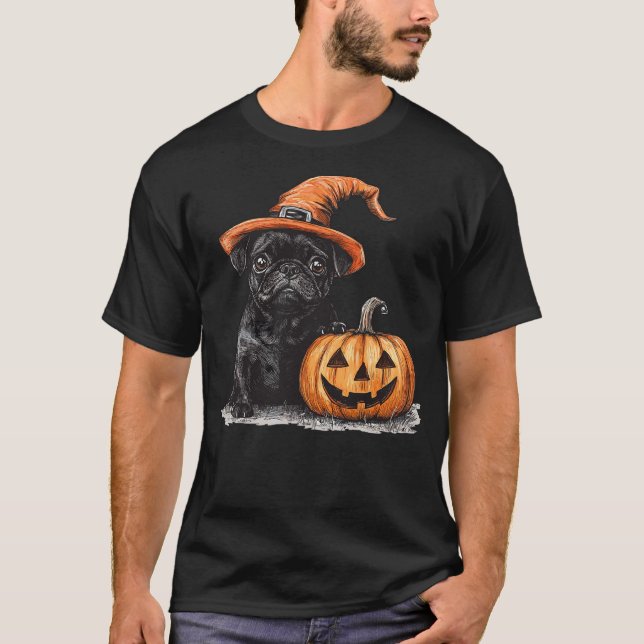 Black Pug with Witch Hat and Pumpkin Halloween Pug T-Shirt (Vorderseite)