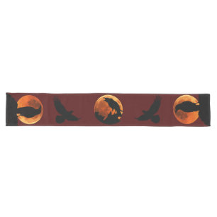 Black Raven and Blood Red Moon Table Runner Großer Tischläufer