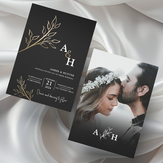 Black Real Foil Monogram Foliage Foto Wedding Folieneinladung (Von Creator hochgeladen)