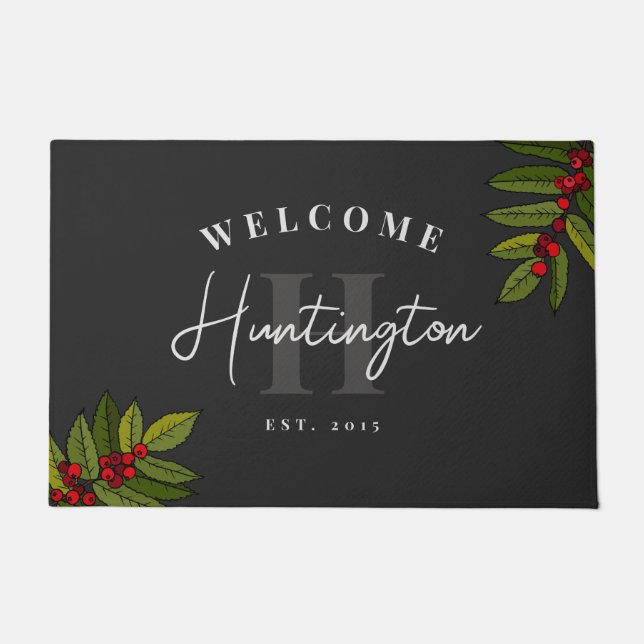 Black Red Rowan Berries Welcome Monogram Fußmatte (Vorderseite)
