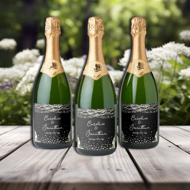 Black Rustic White Roses String Lights Wedding (Von Creator hochgeladen)