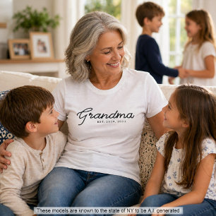 Black Script Oma gegründet T-Shirt