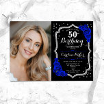 Black Silver Royal Blue Foto 50. Geburtstag Einladung<br><div class="desc">Elegante Blumenladen zum 50. Geburtstag mit Ihrem Foto. Glam schwarz königsblau Design mit Imitaten Glitzer Silber. Enthält sapphire-blaue Rose,  Skript-Schriftart und Konfetti. Ideal für ein stilvolles Party für Erwachsene. Personalisieren Sie Ihre persönlichen Daten. Kann für jedes Alter angepasst werden! Gedruckte Zazzle Einladungen oder Sofortdownload digitalen druckbaren Vorlage.</div>