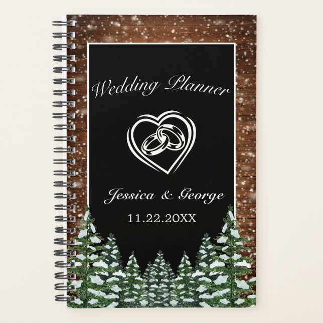Black Snowy Wood & Forest Pine Hochzeitsplaner Planer (Vorderseite)