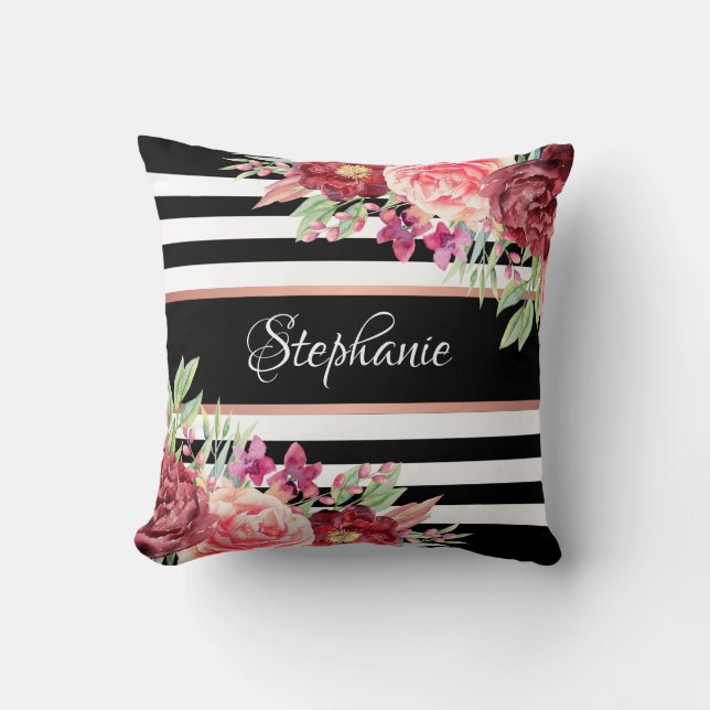 Black Stripes Burgundy Personalisiert Kissen (Vorderseite)
