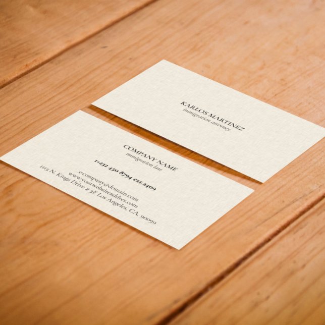 Black Text On Beige Linen Immigration Attorney Visitenkarte (Von Creator hochgeladen)