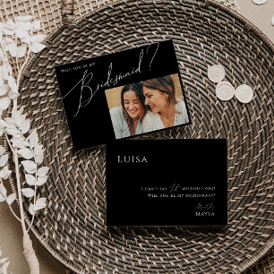 Black Whimsisical Script Foto Bridesmaid Card Einladung