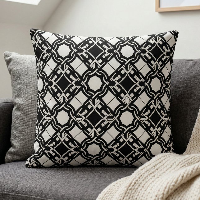 Black White Art Deco Interlaced Pattern Kissen (Von Creator hochgeladen)