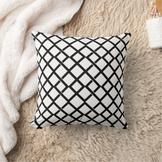 Black & White Geometric Diamond Throw Pillow Kissen