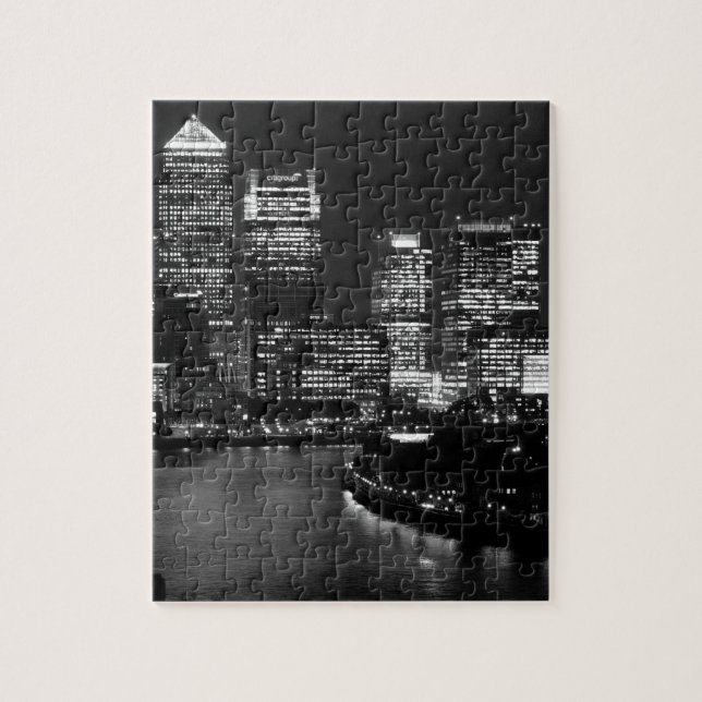 Black White London City Night UK Travel (Vertikal)