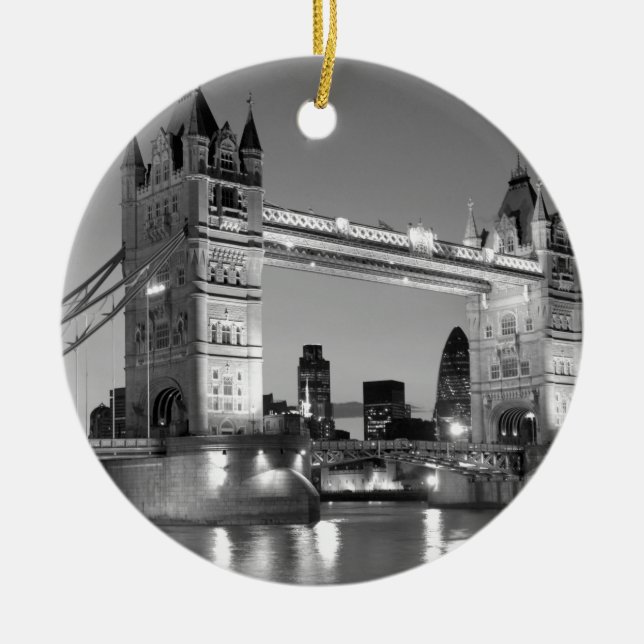 Black White London Tower Bridge Keramik Ornament (Vorne)
