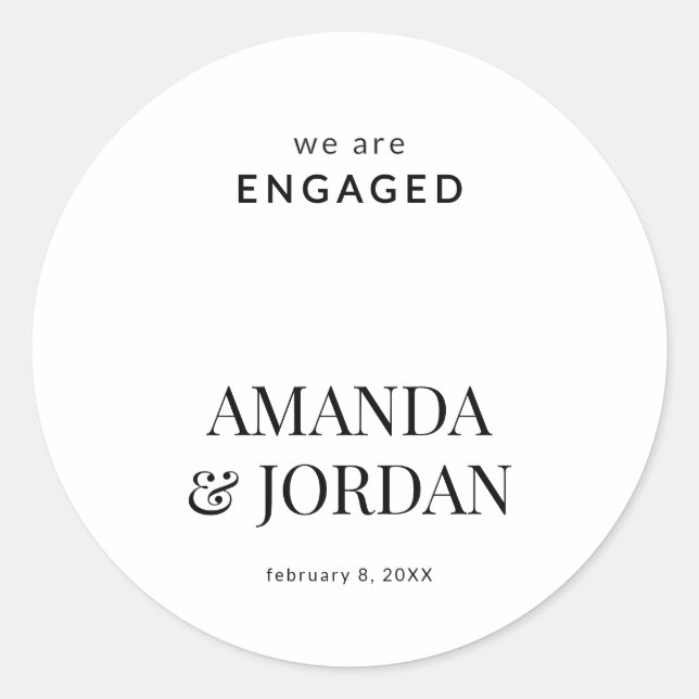  Black & White Luxe Minimalist Engagement  Runder Aufkleber (Vorderseite)