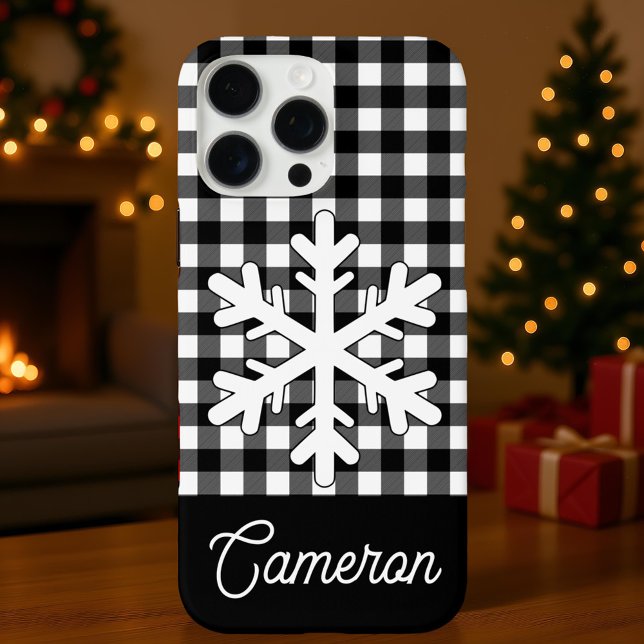 Black & White Plaid with Snowflake Custom Name iPhone 16 Pro Max Hülle (Von Creator hochgeladen)