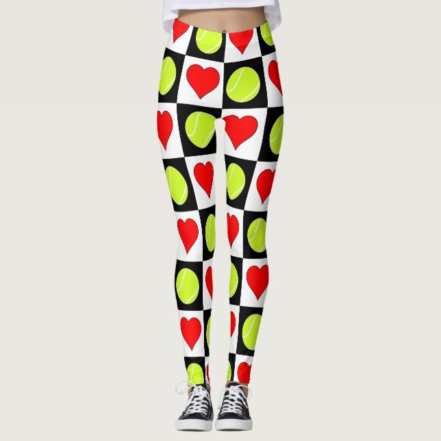 Black & White Tennis Ball & Heart Schachbrett Must Leggings (Vorderseite)