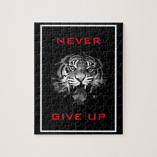 Black & White Tiger Never Give Up Motivational (Vertikal)