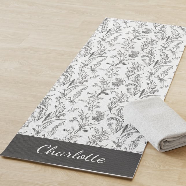 Black White Toile Floral Pattern Custom Name Yogamatte (black and white minimalist toile pattern stemless yoga mat with custom name for gift for her)