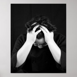 Black & White Young Man Head in den Händen 16x20 Poster