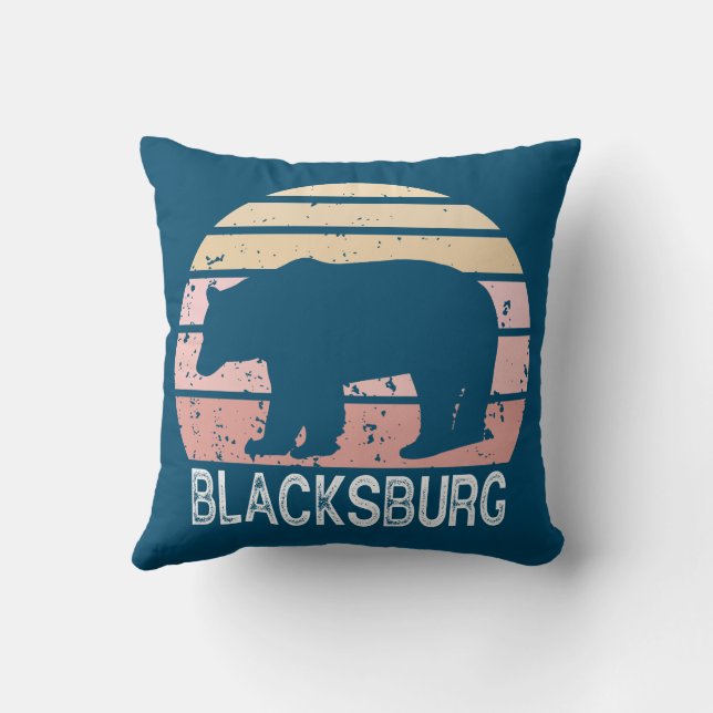 Blacksburg Virginia Retro Bear Kissen (Rückseite)