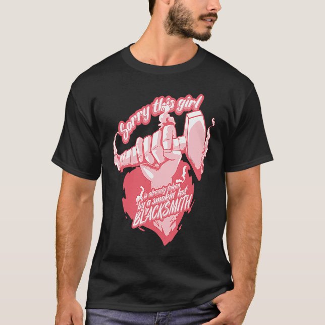 Blacksmiths Wife Proud Girl Blacksmithing T-Shirt (Vorderseite)