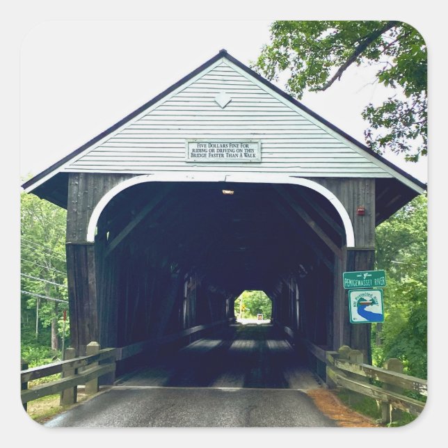 Blair Covered Bridge Quadratischer Aufkleber (Vorderseite)