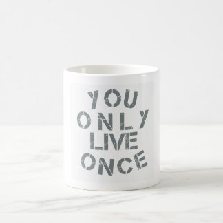 blanc de tasse de yolo