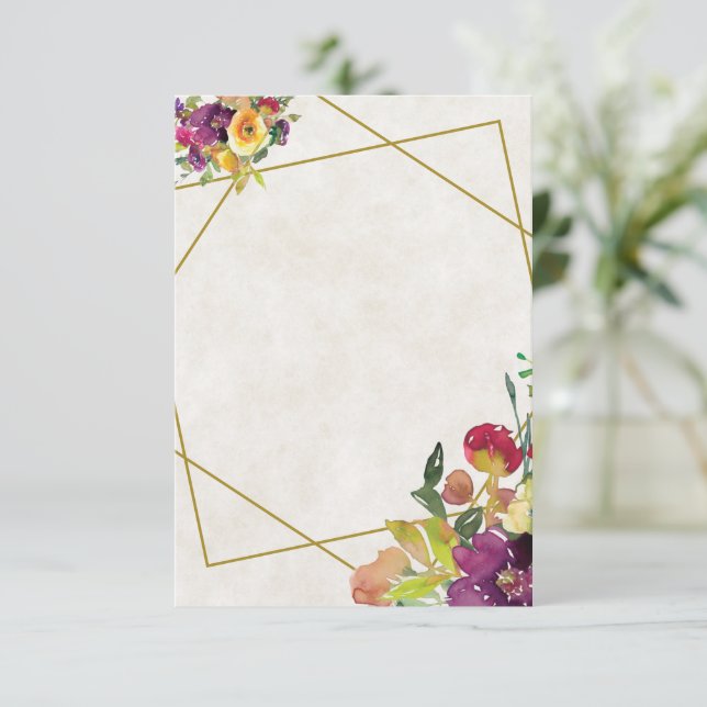 Blank Burgund und gelbe Blumenhochzeit Einladung (Stehend Vorderseite)