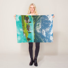 "Blanket Bliss: Flucht in ein Alpenparadies" Fleecedecke