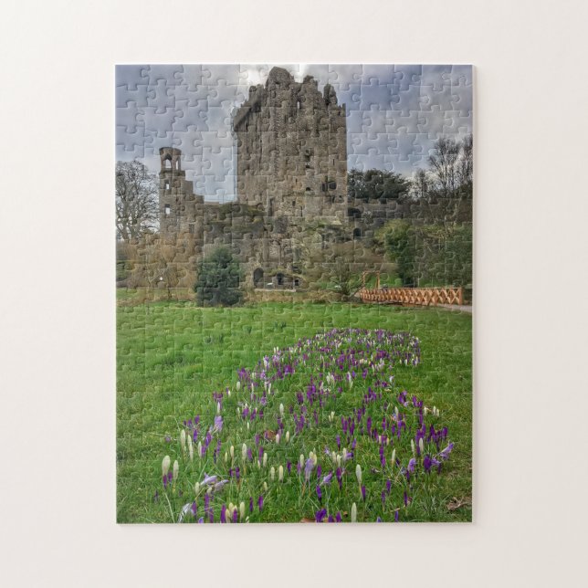 Blarney Castle im Frühjahr, Irland Puzzle (Vertikal)