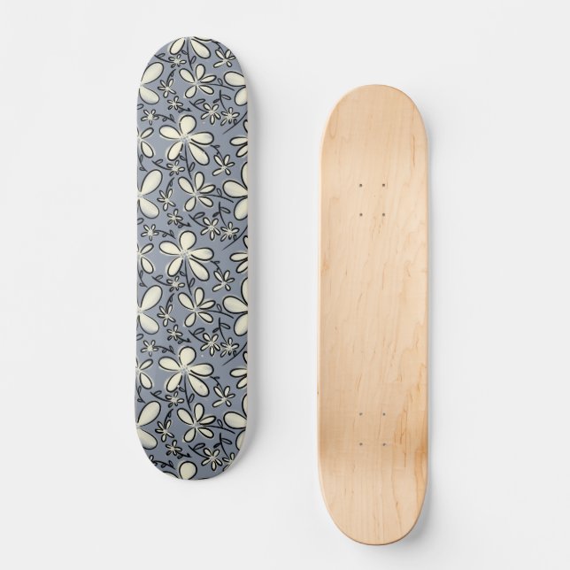 Bläsergraue und cremige Blume Skateboard (Vorderseite)