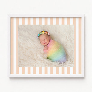 Blass orange-weiße Streifen Neues Baby-Mädchen-Fot Poster