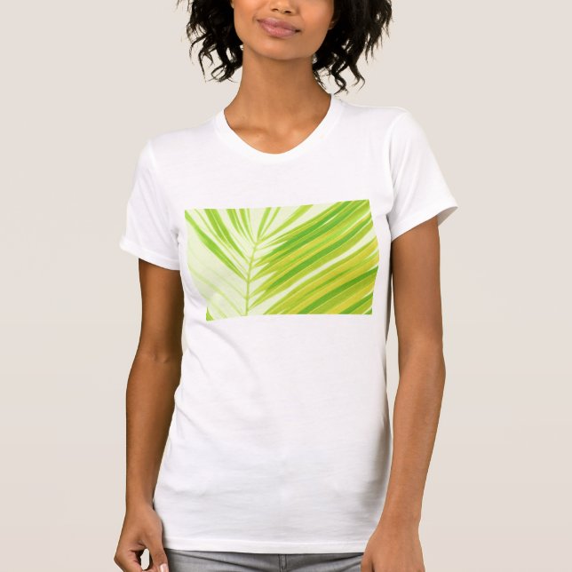 Blassgrüne Pastellpalme-Blätter T-Shirt (Vorderseite)