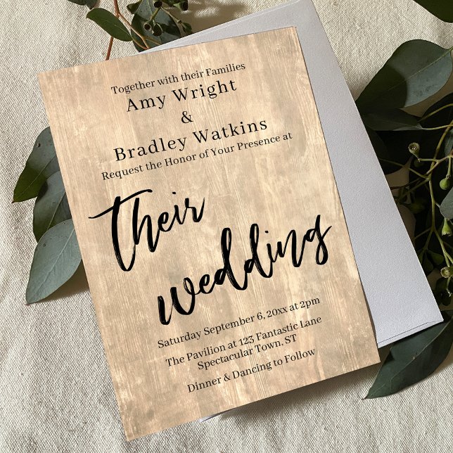 Blassrustikale Holztypografie ihrer Hochzeit Einladung (Von Creator hochgeladen)