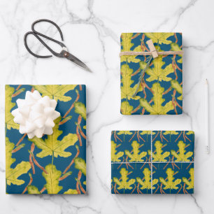 Blätter auf einem Wrapping Paper-Set 