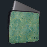 Blätter aus der grünen und goldenen Palme Laptopschutzhülle<br><div class="desc">Dieses gedämpfte grüne und goldene Palmenblatt,  ein nahtloses Muster,  ist eine elegante und stilvolle Art,  Ihre Geschenke für jeden Anlass zu verpacken.</div>